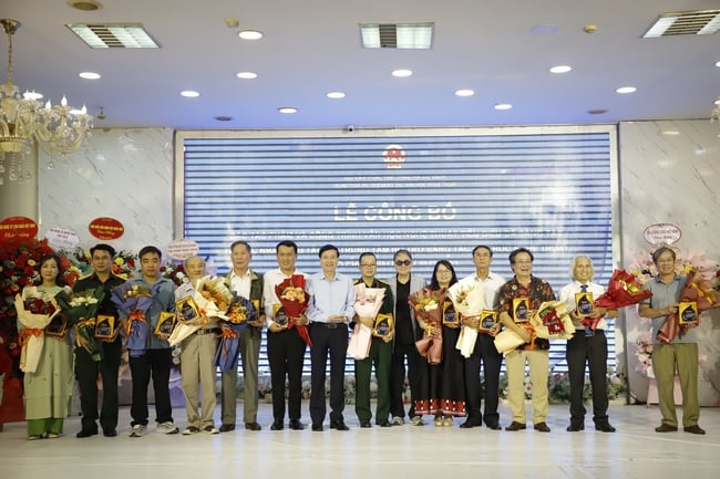 Tôn vinh các tác phẩm và công trình văn học nghệ thuật tiêu biểu được sáng tác tại các Nhà sáng tác giai đoạn 2017-2022 - Ảnh 6.
