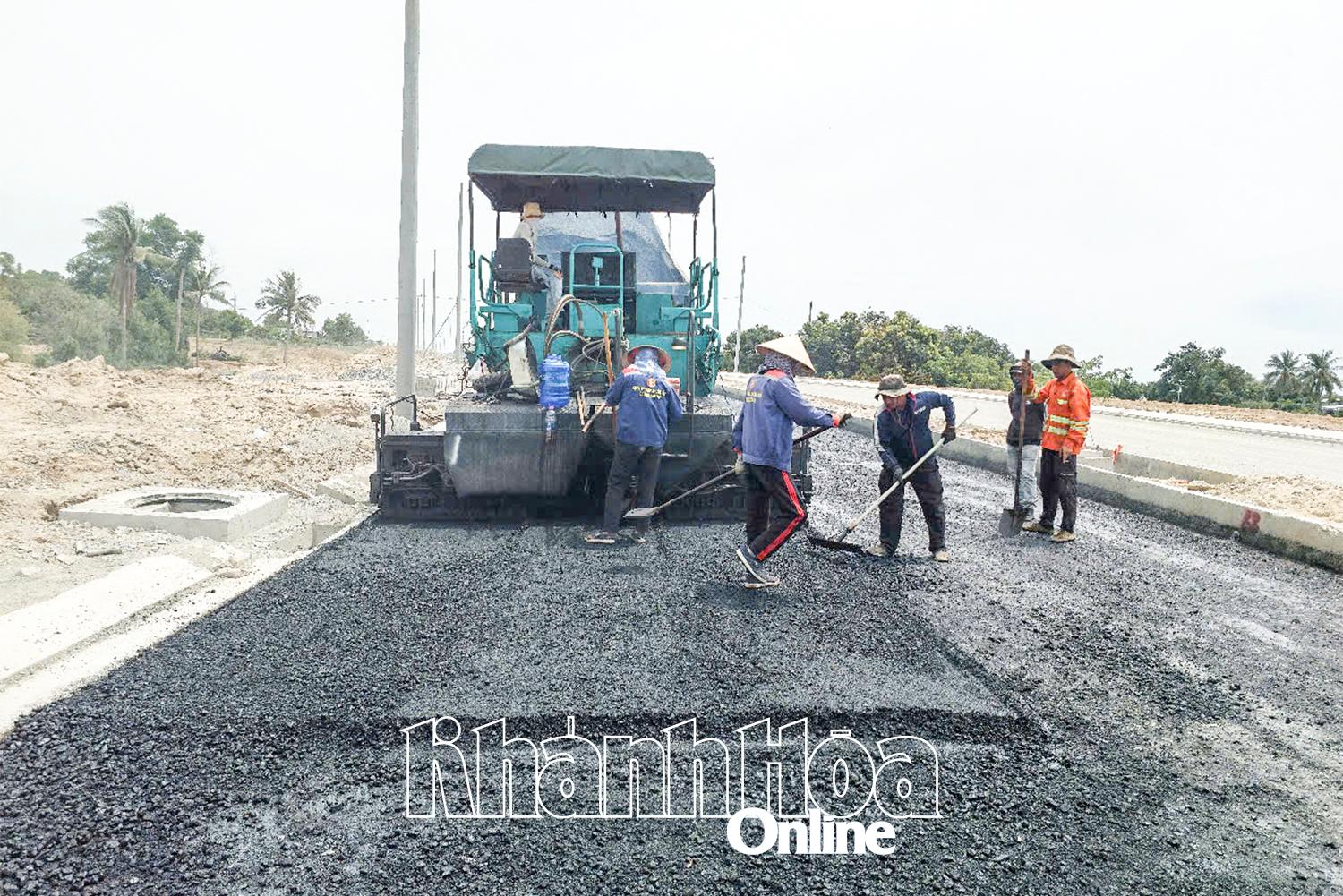 Asphaltbetonbelag beim Le Duan-Straßenprojekt, Abschnitt 3.