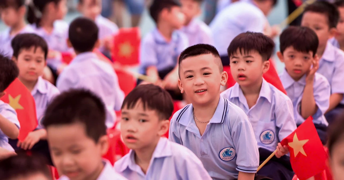 Học sinh Ninh Bình tựu trường sớm nhất từ 22/8