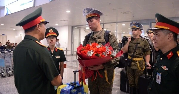 Russian military delegation arrives in Vietnam to attend National Day parade September 2