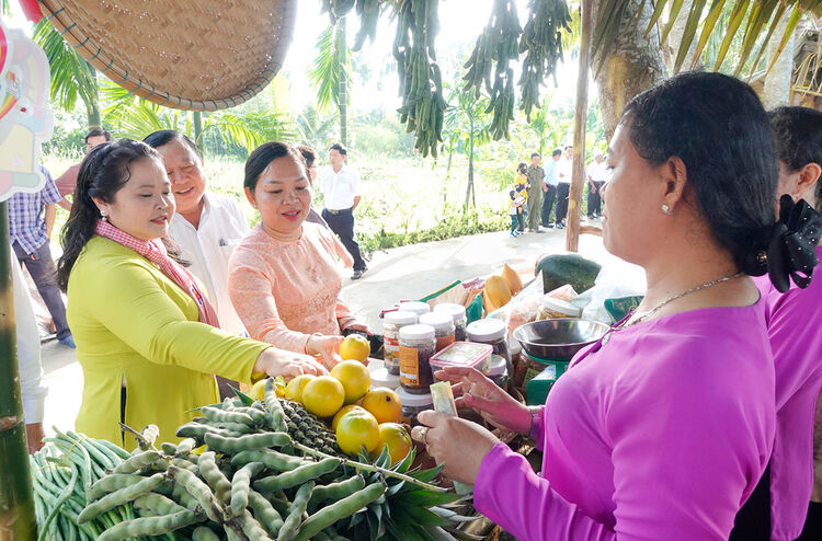 Promoting unified strength, Long Thanh firmly enters new term