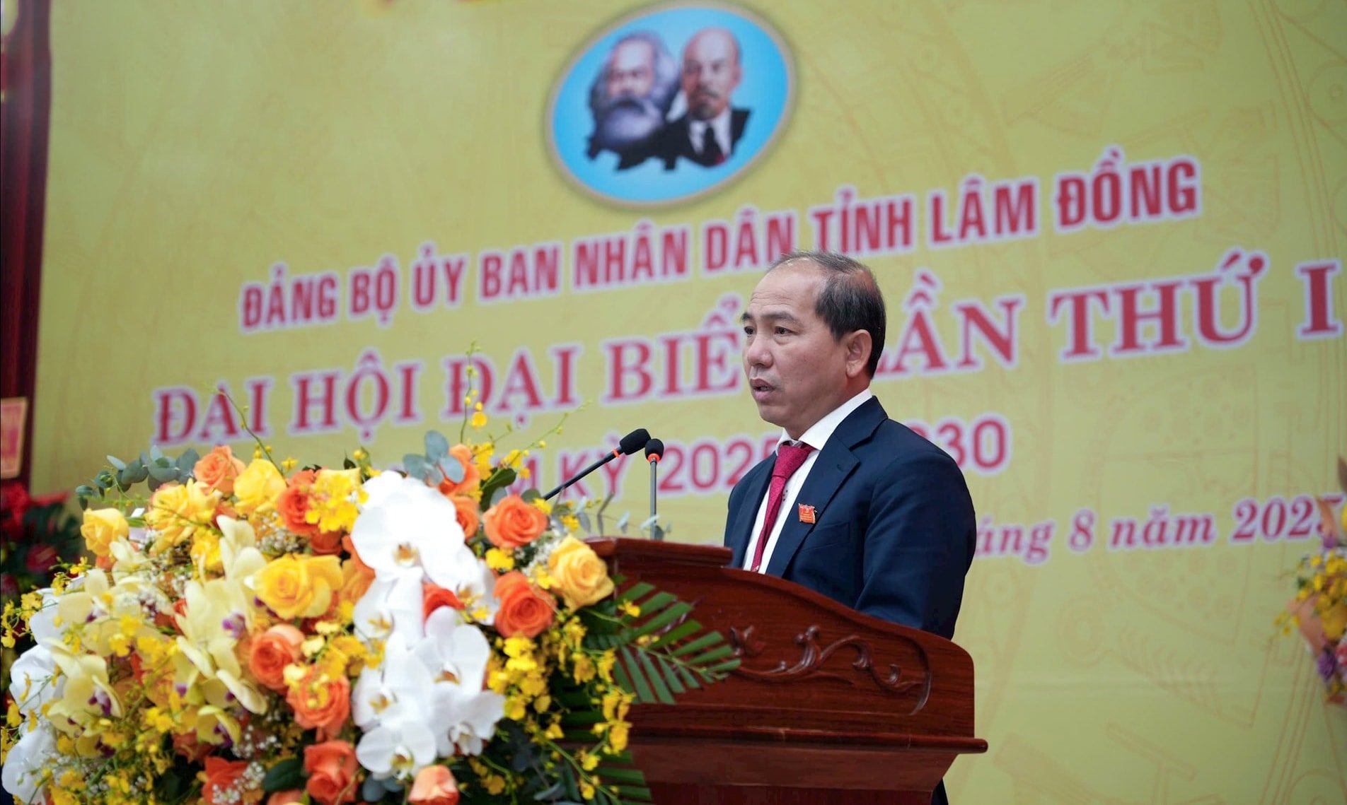 socxaydung(1).jpg