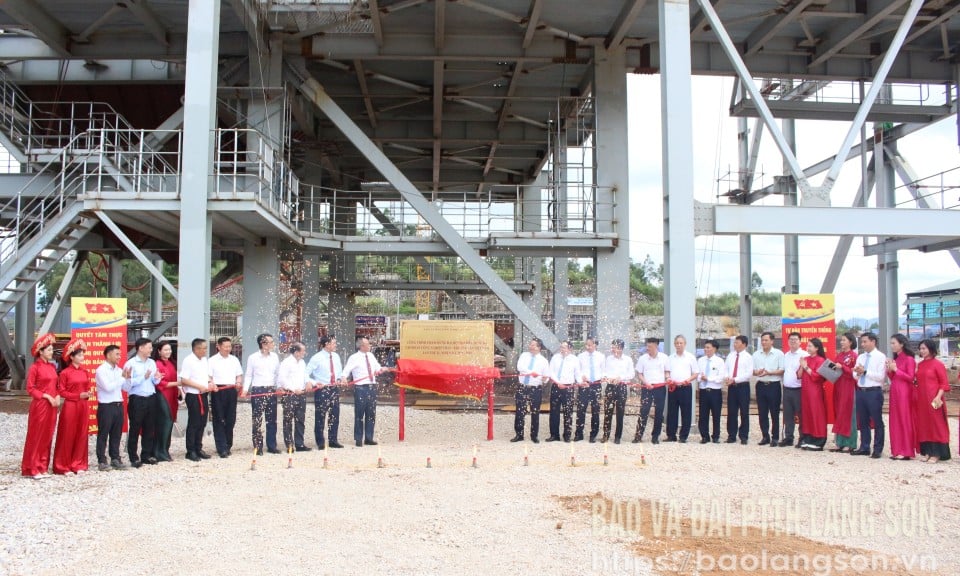 Khánh thành công trình chào mừng Đại hội đại biểu Đảng bộ Tập đoàn Công nghiệp Than và Khoáng sản Việt Nam