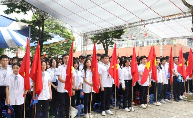 Học sinh nội thành Hà Nội nghỉ học trong 3 ngày hợp luyện diễu binh- Ảnh 1.