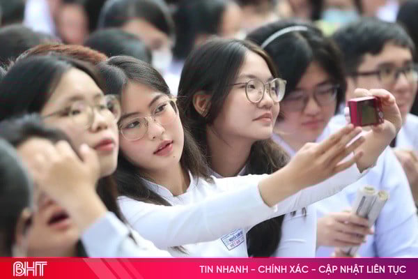 Hàng loạt trường đại học công bố điểm chuẩn