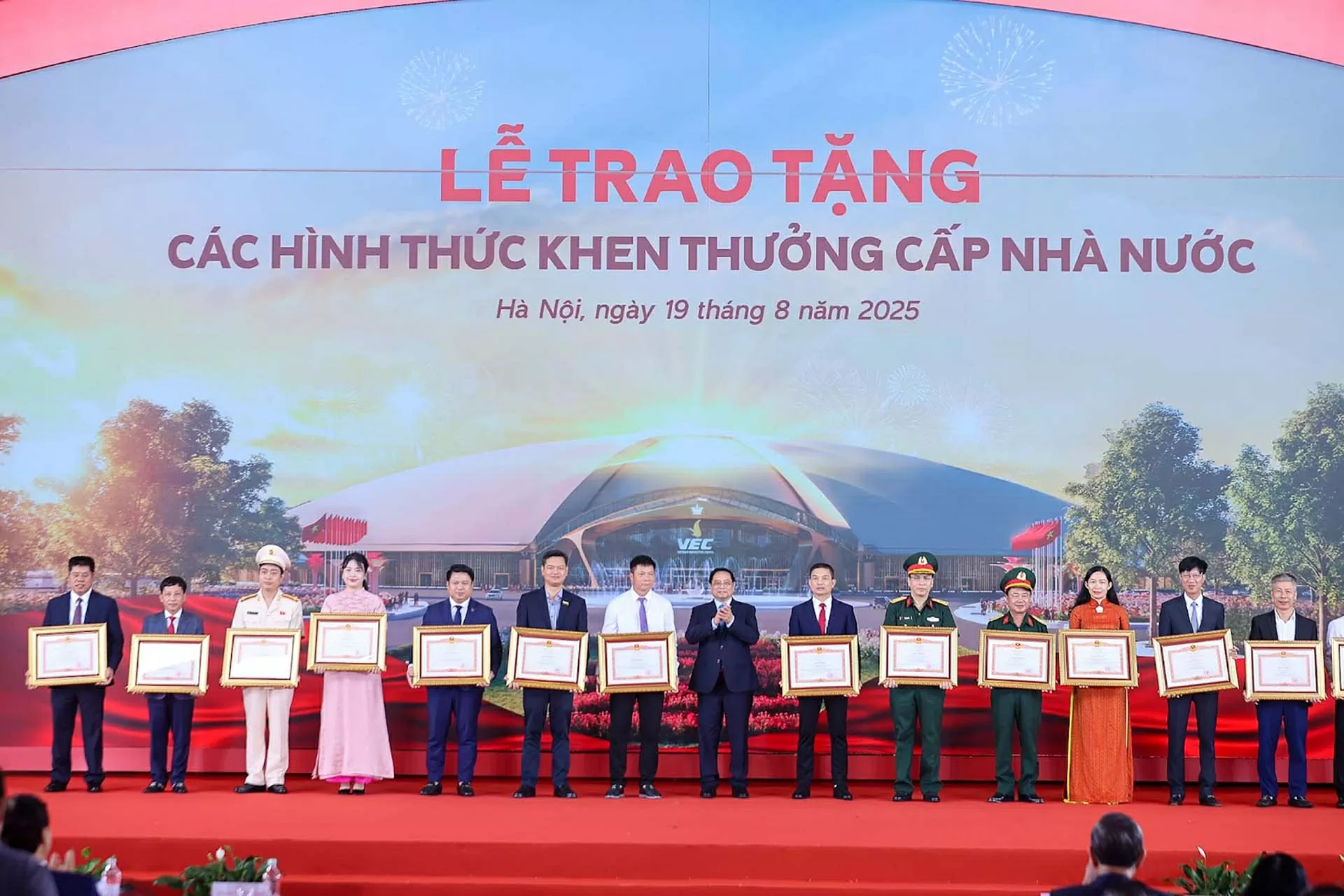 Khởi công, khánh thành 250 công trình tiêu biểu trên cả nước chào mừng Cách mạng tháng Tám và Quốc khánh 2/9