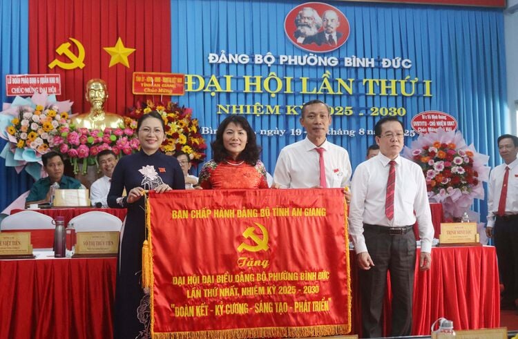 Building Binh Duc ward into a friendly urban area