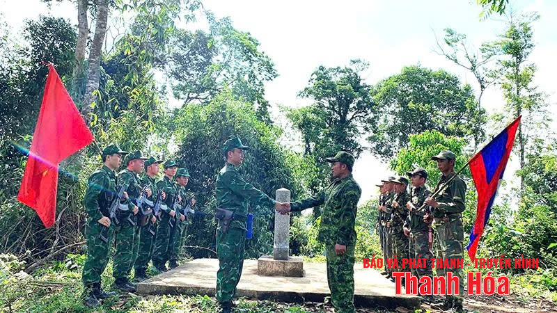Tam Thanh Border Guard Station propagates the law to people in border areas