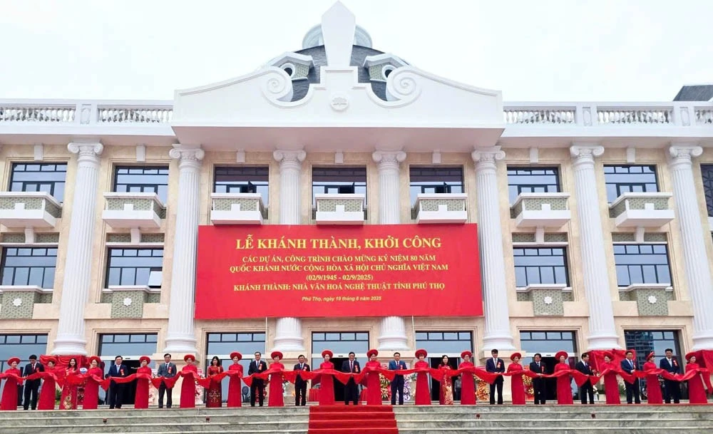 Phú Thọ khánh thành và khởi công nhiều công trình chào mừng Quốc khánh 2/9