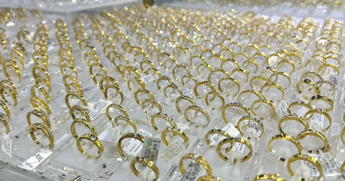 Giá vàng trong nước ngày 20-8 giảm 200.000 đồng/lượng