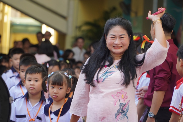 Vỡ òa cảm xúc trong ngày 