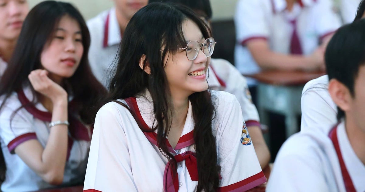 Để giáo viên, học sinh không quá lệ thuộc vào sách giáo khoa