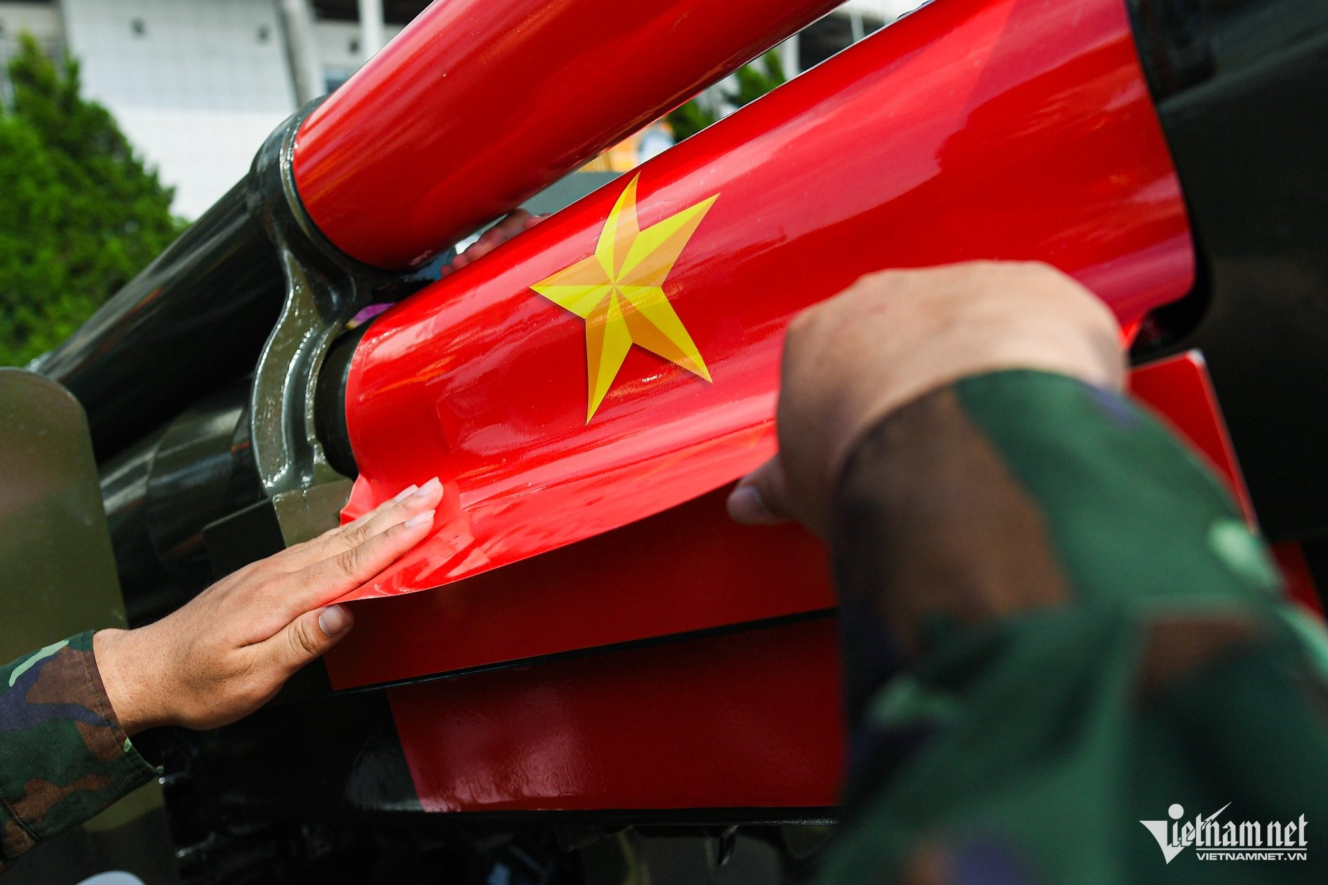 15 ceremonial cannons placed for the first time at My Dinh Stadium will be fired to celebrate September 2nd