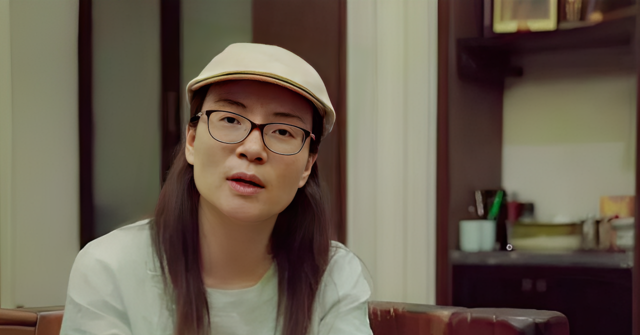 Nữ sinh bị hiệu trưởng đánh tráo bài thi đại học, sự thật hé lộ sau hơn 20 năm
