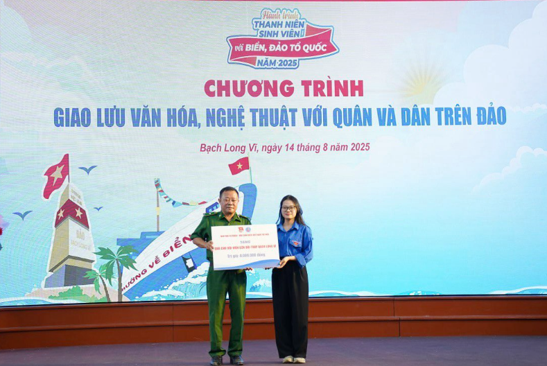 Sinh viên Việt Nam tại Nga hướng về biển đảo Tổ quốc