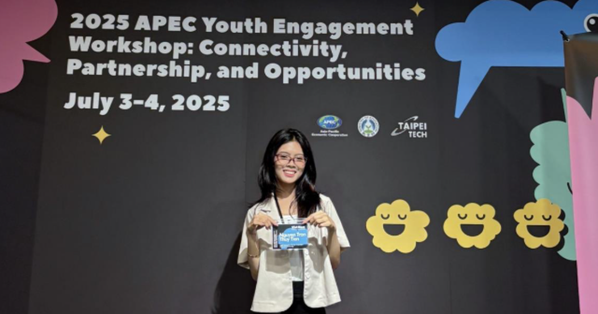 Từ giảng đường đến APEC: Hành trình hội nhập quốc tế của sinh viên HUFLIT