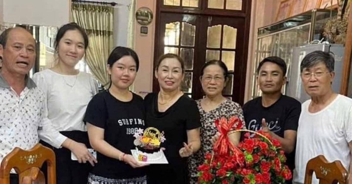 “Second mother” of Lao students