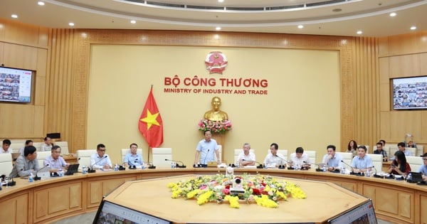 Tháo gỡ rào cản cho cơ chế mua bán điện trực tiếp và phát triển năng lượng tái tạo