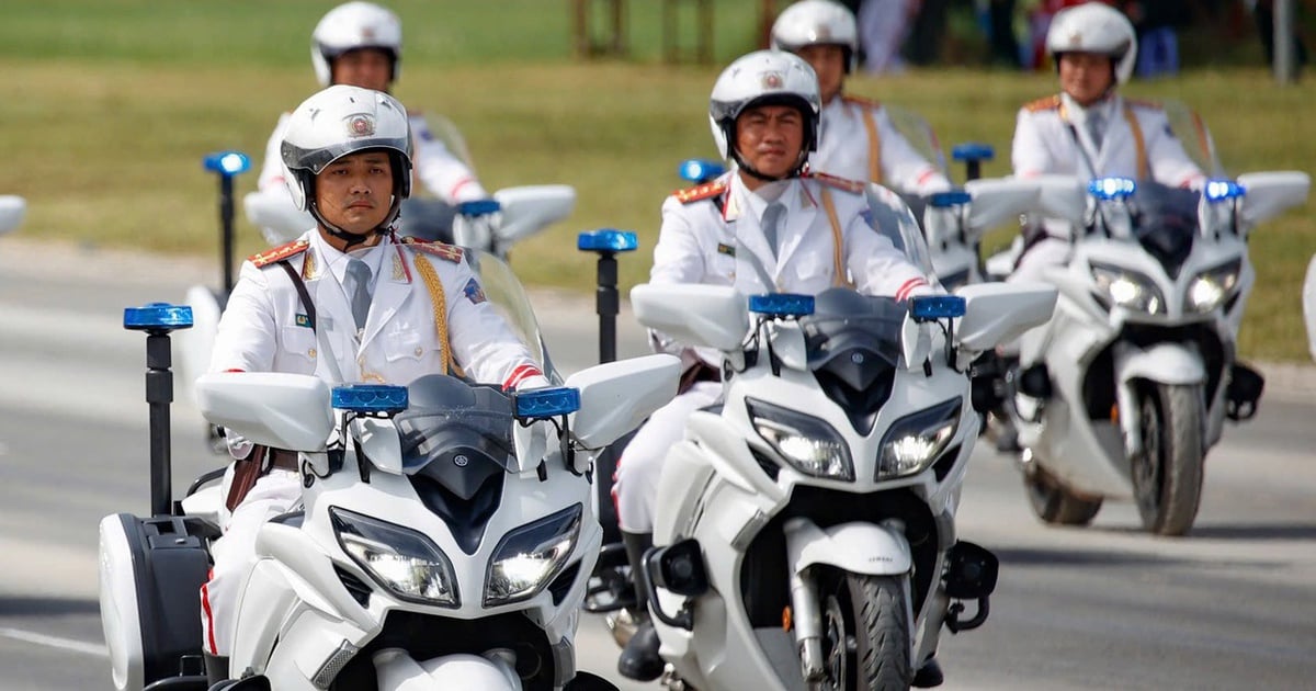 Đi lại thế nào khi Hà Nội cấm đường để tổng hợp luyện diễu binh?