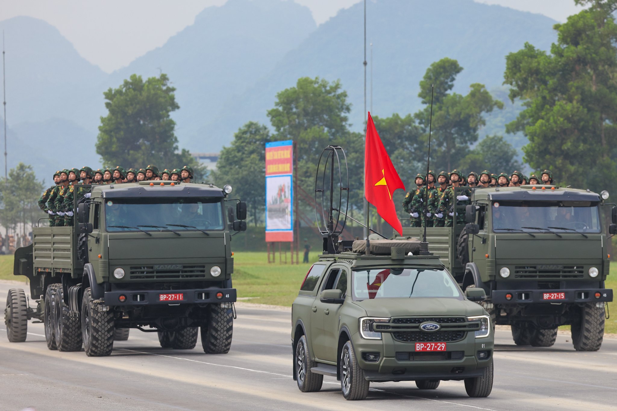 Pháo binh – tên lửa Việt Nam: Từ duyệt binh 1955 đến diễu binh 2025- Ảnh 6.