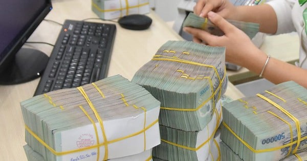 Bank stocks doubled, VPBank Vice President's daughter spent thousands of billions to buy