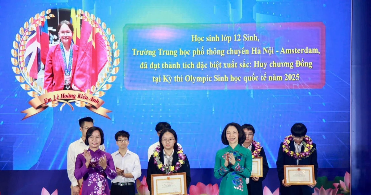 Giáo dục Hà Nội lên top đầu toàn quốc, năm học mới học thật, điểm số thật