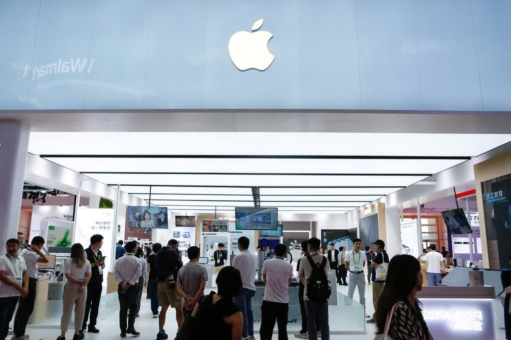 Foxconn tang luong nhan vien anh 1