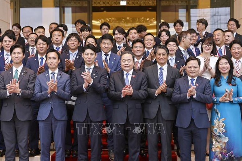 Chủ tịch Quốc hội Trần Thanh Mẫn tiếp Đoàn Ban Thanh niên Đảng Dân chủ Tự do Nhật Bản- Ảnh 4.