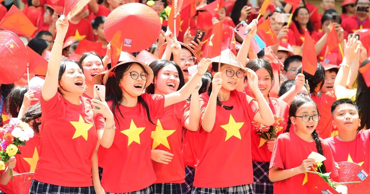 Học sinh những trường nào ở Hà Nội được nghỉ trong các ngày chuẩn bị diễu binh?