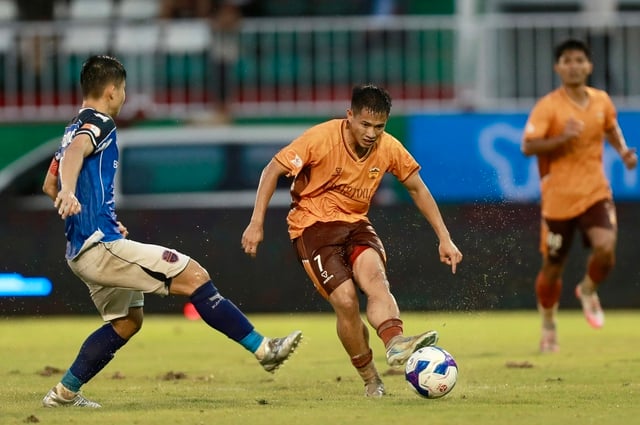 V-League: HAGL gặp lịch thi đấu siêu khó, cần 'phép màu' để thoát đáy bảng - Ảnh 2.