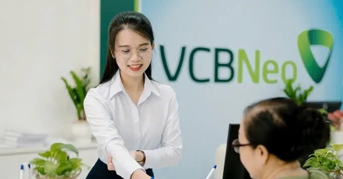 Lãi suất ngân hàng hôm nay 20/8/2025: Lãi suất tại 4 'ngân hàng 0 đồng’ gây ấn tượng