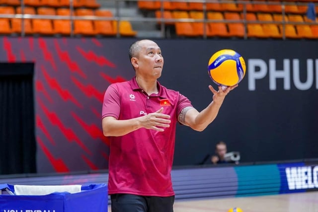 Thanh Thúy làm... phiên dịch, đội tuyển bóng chuyền nữ Việt Nam tập luyện hăng say- Ảnh 5.