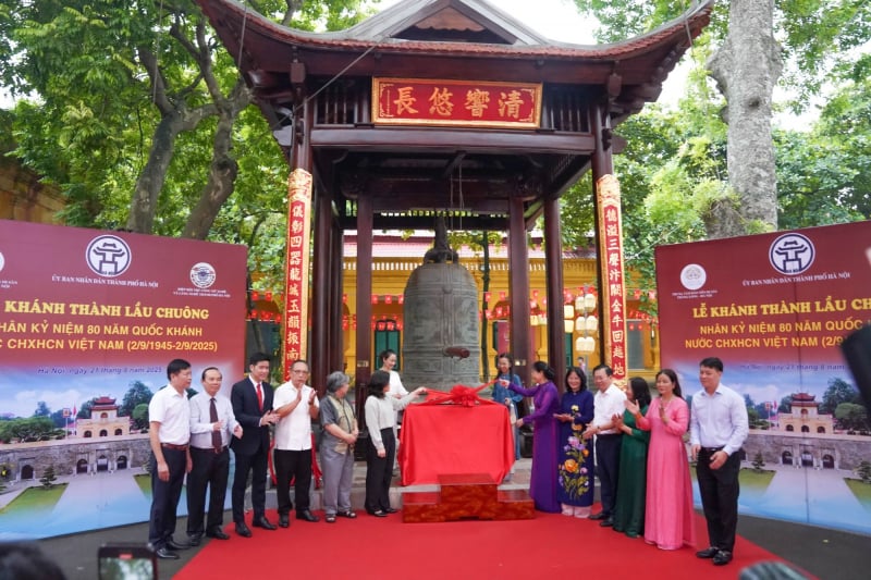 Tu bổ và bàn giao lầu chuông tại Khu di sản Trung tâm Hoàng thành Thăng Long - Hà Nội -1