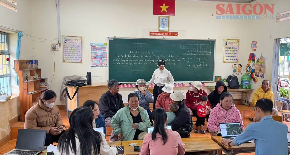 Đưa đoàn lưu động đến gần nhà để giải quyết thủ tục hành chính cho người dân