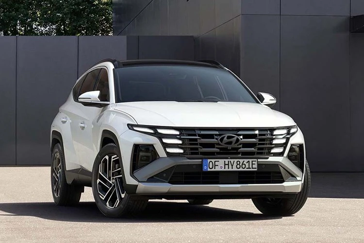 Why is the 1.6L Turbo version of the 2025 Hyundai Tucson discontinued in Australia?