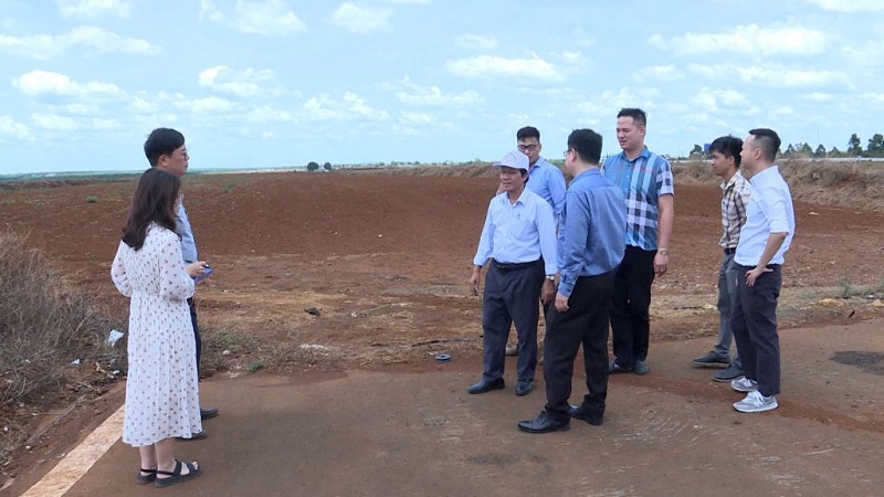ថ្វីត្បិតតែមិនទាន់សាងសង់រួចរាល់ក៏ដោយ សួនឧស្សាហកម្ម Nam Pleiku បានទាក់ទាញអ្នកវិនិយោគ និងប្រាក់បញ្ញើជាច្រើនដែលចាប់អារម្មណ៍ ដោយសារទីតាំងមានចរាចរណ៍ងាយស្រួល។