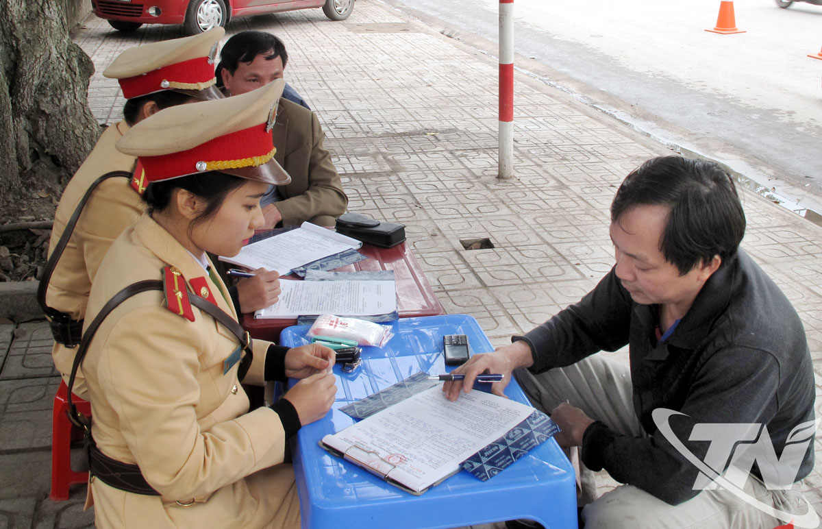 Thai Nguyen organizes an online contest to learn about traffic safety laws