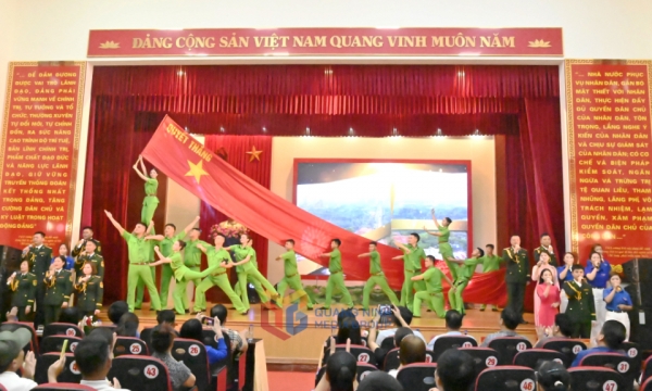 Provincial Border Guard: Propagating laws on sea and islands through dramatization in Ha An ward