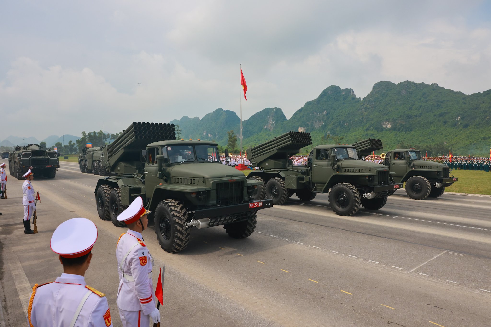 Pháo binh – tên lửa Việt Nam: Từ duyệt binh 1955 đến diễu binh 2025- Ảnh 14.