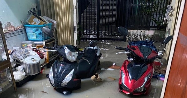 Khẩn trương trợ giúp người dân vùng ngập lụt ở phường Long Bình tỉnh Đồng Nai