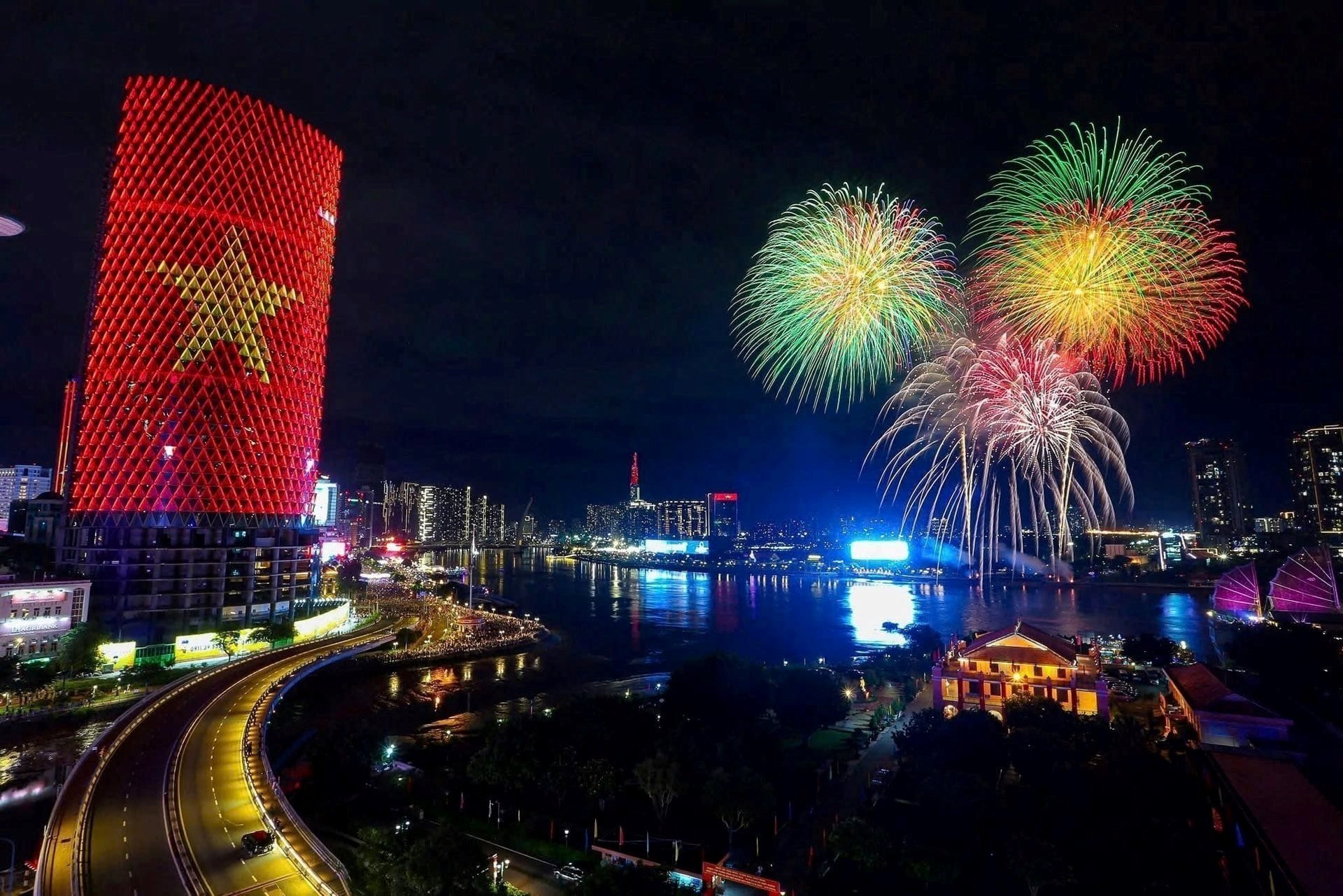 Ho Chi Minh City to launch fireworks at 4 locations to celebrate National Day September 2