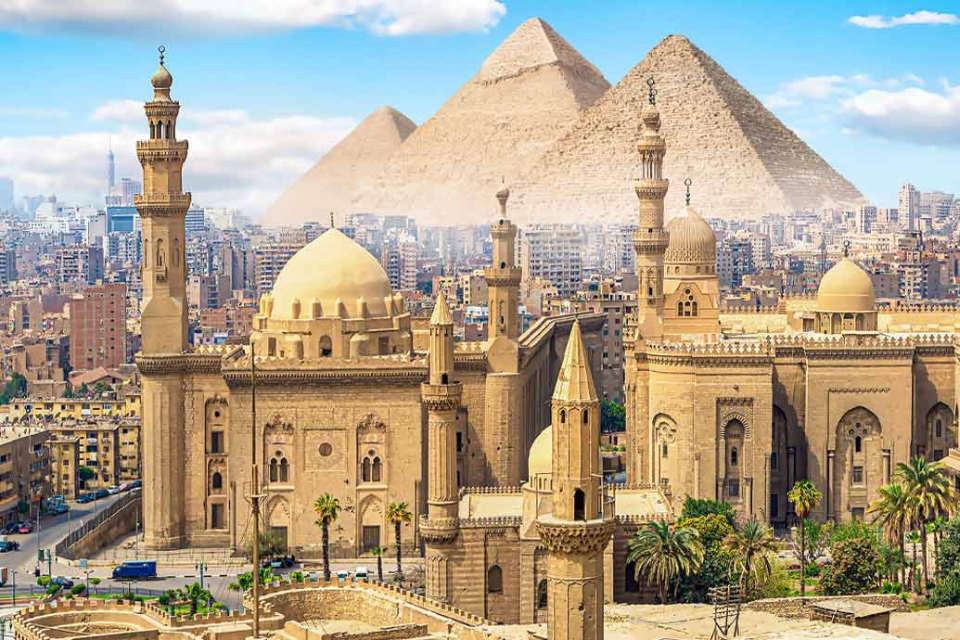ទេសចរណ៍ Cairo: បទពិសោធន៍អច្ឆរិយៈនៃប្រទេសអេហ្ស៊ីបបុរាណ