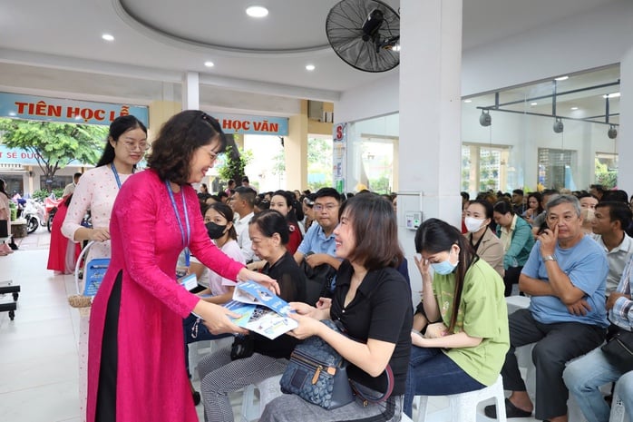 Thông điệp ý nghĩa của cô hiệu trưởng gửi phụ huynh có con vào lớp 1- Ảnh 1.