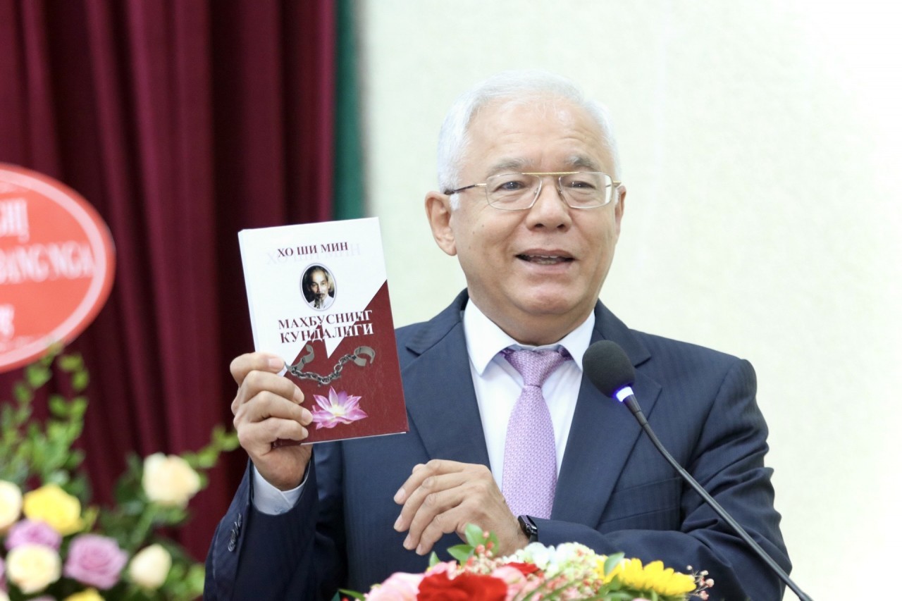 Câu chuyện Việt Nam trong trái tim Alisher Mukhamedov