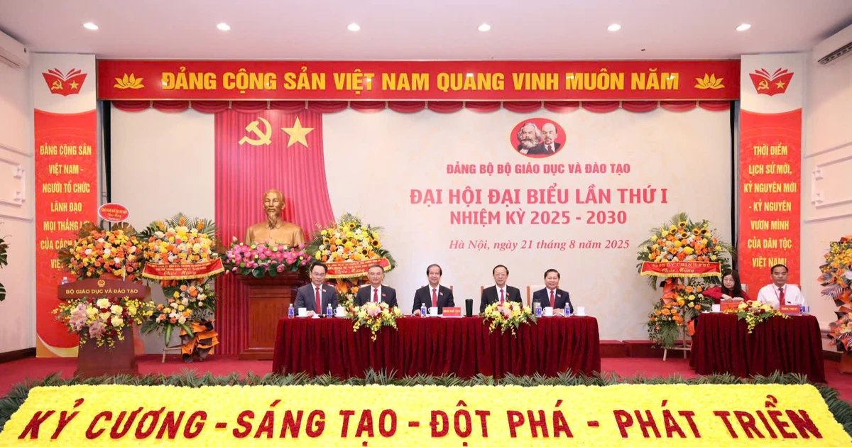 Tổ chức thành công phiên trù bị Đại hội đại biểu Đảng bộ Bộ GD&ĐT lần thứ I