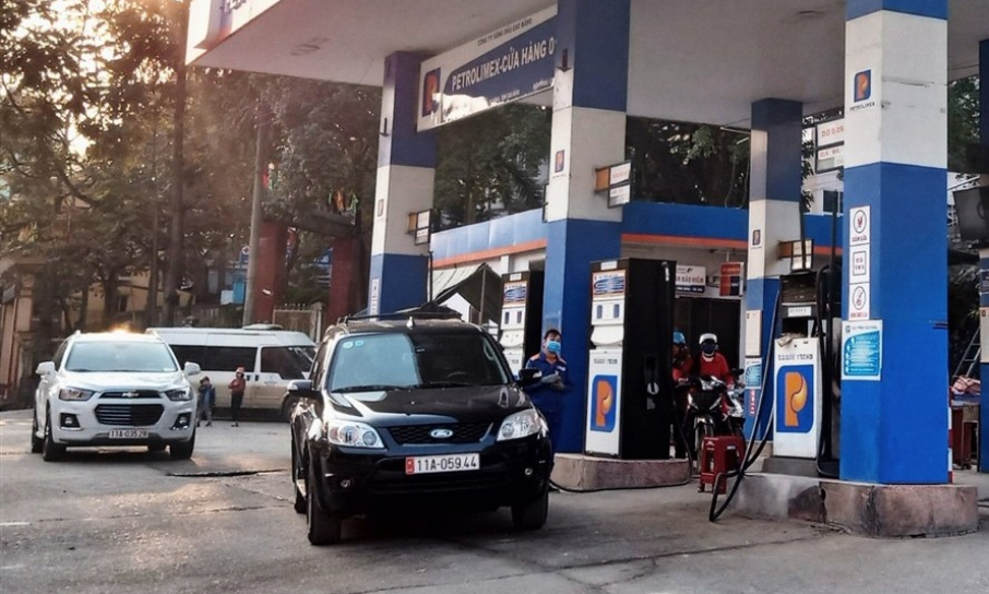 Цены на бензин растут, цены на нефть падают с 15:00 сегодня, 21 августа — электронная газета Cao Bang