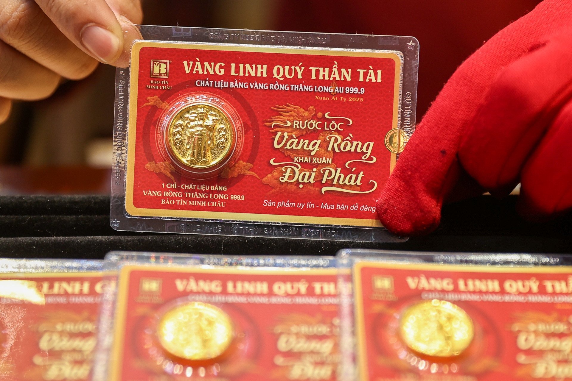 Giá vàng hôm nay 21/8/2025: SJC đảo chiều tăng mạnh, lên nấc thang kỷ lục mới