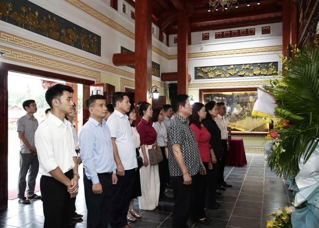 Bộ VHTTDL tổ chức Chương trình “Về nguồn” kỷ niệm 80 năm Ngày truyền thống ngành Văn hóa - Ảnh 6.