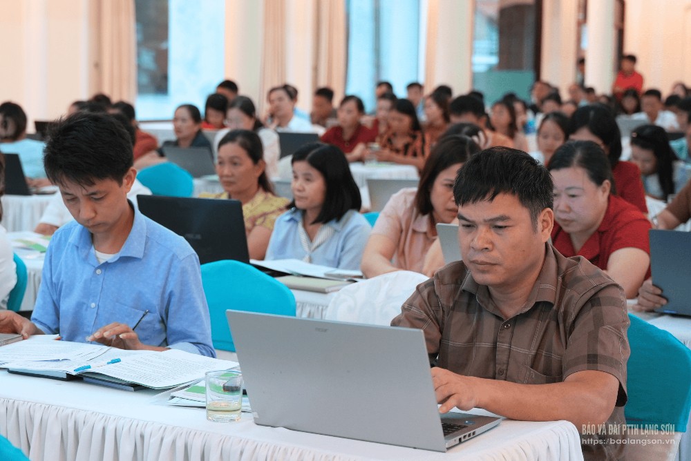 Các đại biểu tham gia tập huấn