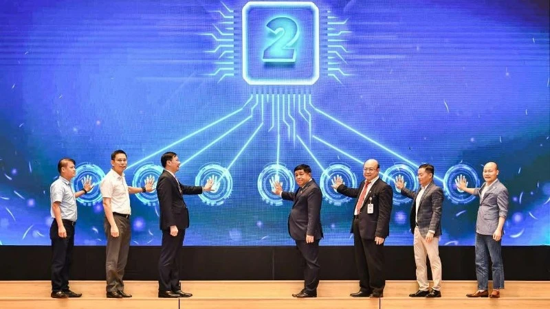 Phó Thủ tướng Nguyễn Chí Dũng: Học viện AI Việt Nam là mô hình hợp tác giữa Nhà nước-Nhà trường-Doanh nghiệp